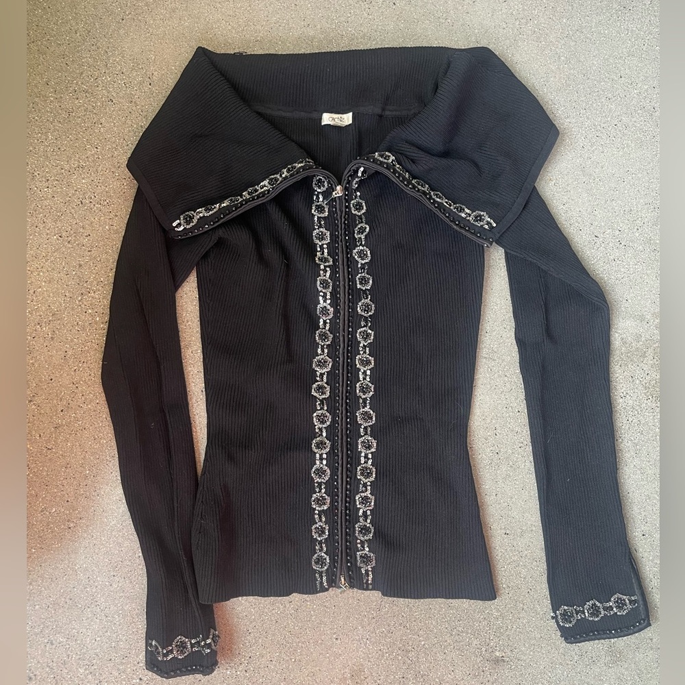 00’s off the shoulder sweater